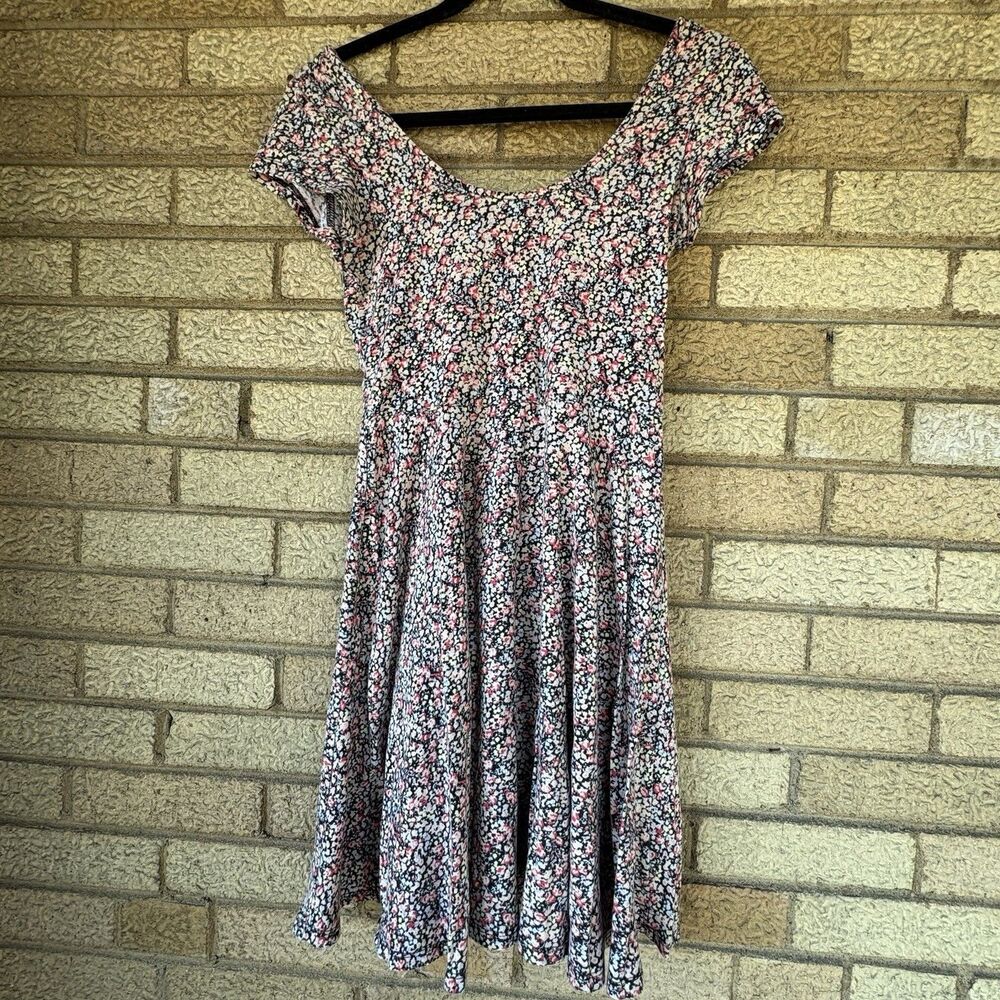 Women's Floral Print Knee Length Scoop Neck Dress Capped Sleeves Size XS